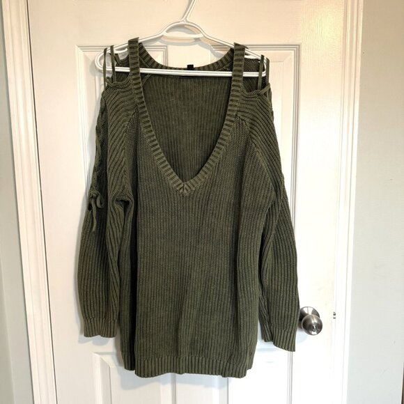 Torrid Green Criss Cross Sleeve Knit Sweater - Picture 1 of 7